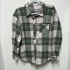 Maurices Green Tan Plaid Flannel Women's Large Button Up Shirt